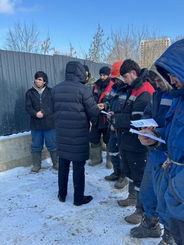 ДАР МОСКВА БО МУҲОҶИРОНИ МЕҲНАТӢ ВОХӮРӢ ДОИР ГАРДИД ДАР МОСКВА БО МУҲОҶИРОНИ МЕҲНАТӢ ВОХӮРӢ ДОИР ГАРДИД