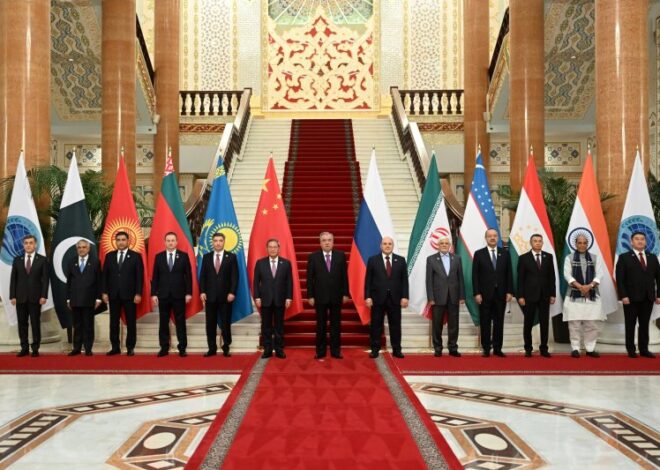 Президент Республики Таджикистан встретился с главами делегаций государств-членов Шанхайской организации сотрудничества