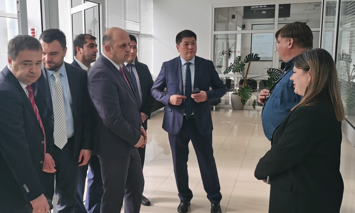 Сафари кории масъули Намояндагӣ дар Ҳавзаи федералии Урал ба вилояти Курган