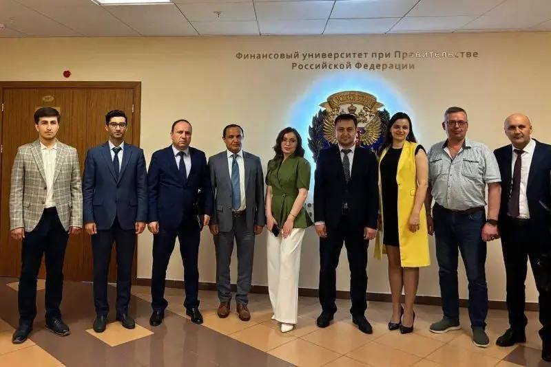 Намояндагони Сафорати Тоҷикистон дар Русия бо донишҷӯёни тоҷик мулоқот намуданд