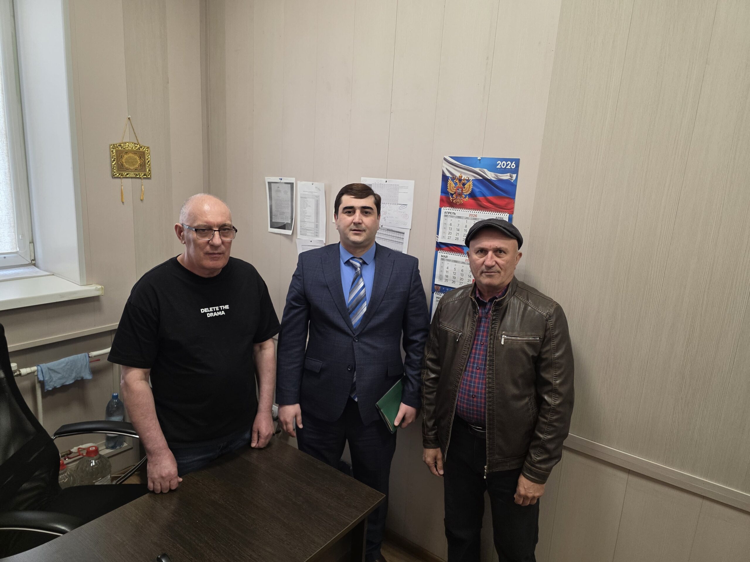 Мулоқоти масъули Намояндагӣ бо роҳбарияти ширкати «Новосибхолод»