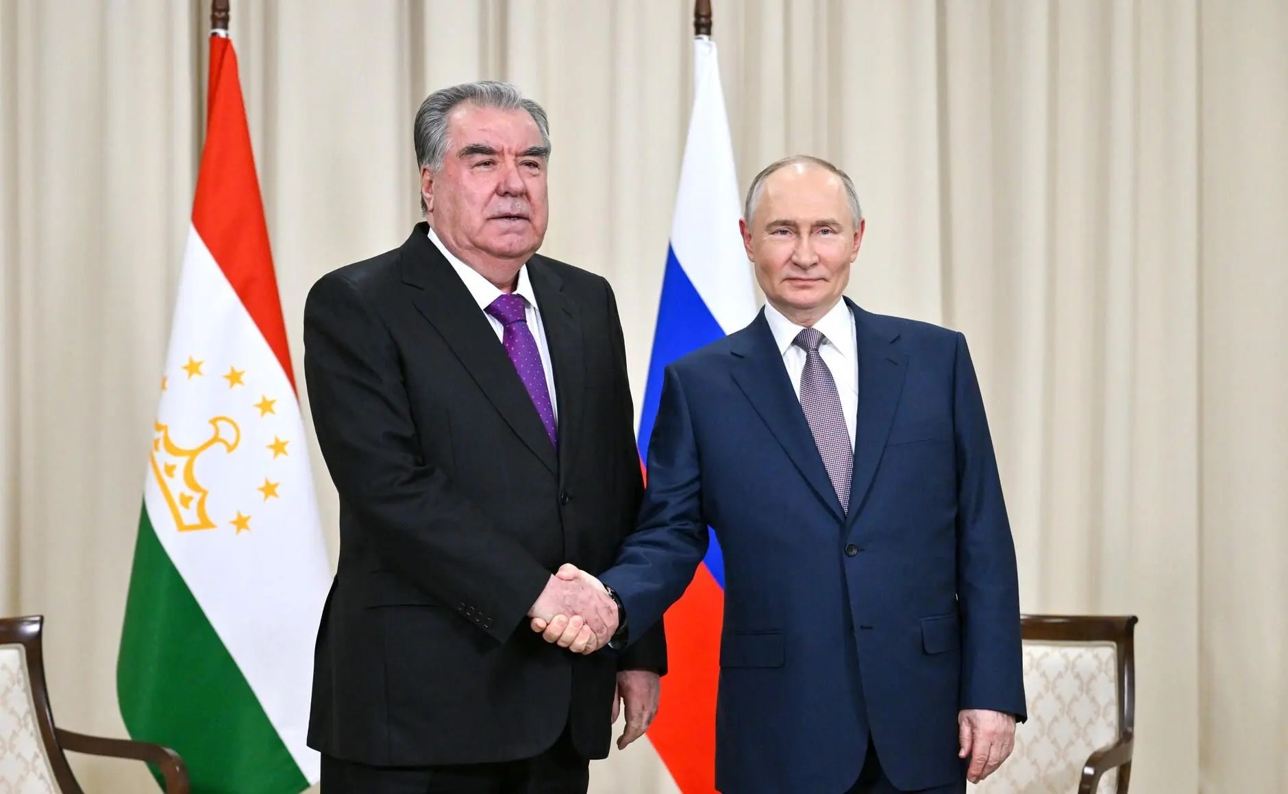 Табрикоти Президенти Федератсияи Россия ба Президенти Ҷумҳурии Тоҷикистон